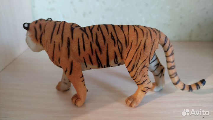 Тигр Papo
