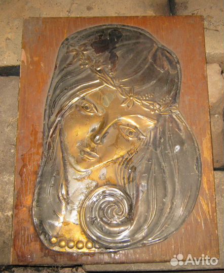 Редкая чеканка на железе и простая