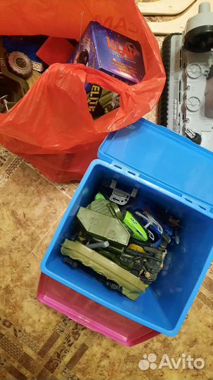 Игрушки для мальчика