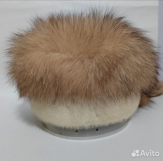 Шапка женская зимняя из натурального меха