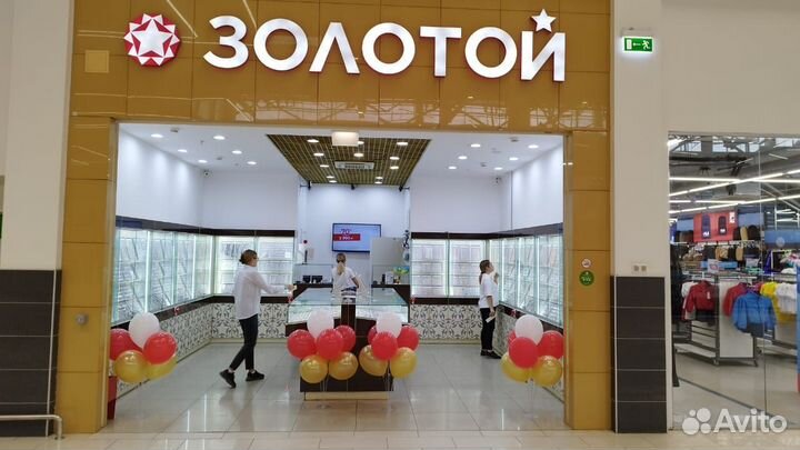 Украшение магазинов шарами