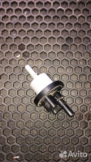 Клапан абсорбера LADA Vesta/ X-Ray (Valeo/Renault)