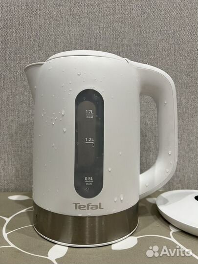 Электрический чайник Tefal белый