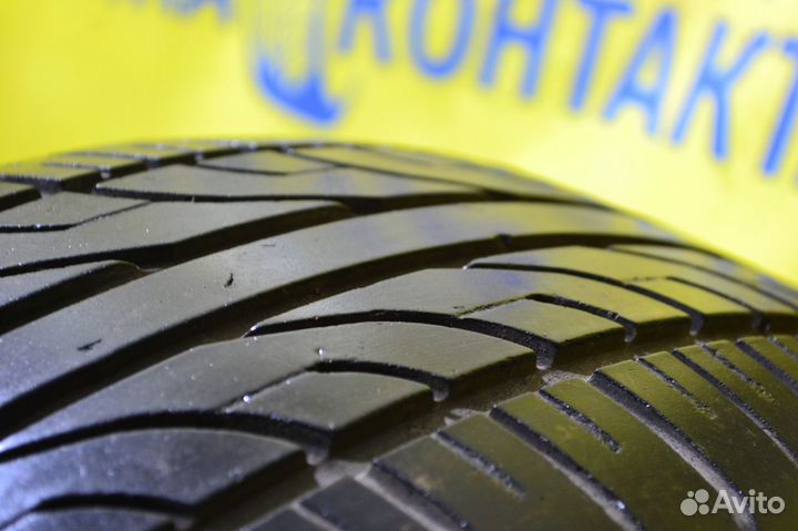 GT Radial Champiro 128 235/60 R16