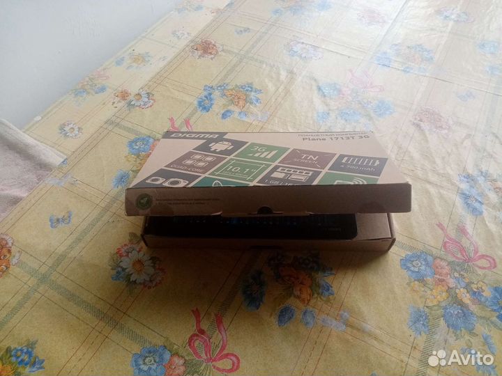 Планшет digma iDsQ11 3G
