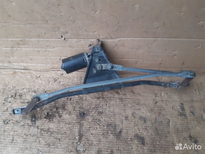 Трапеция дворников передняя Вольво 440