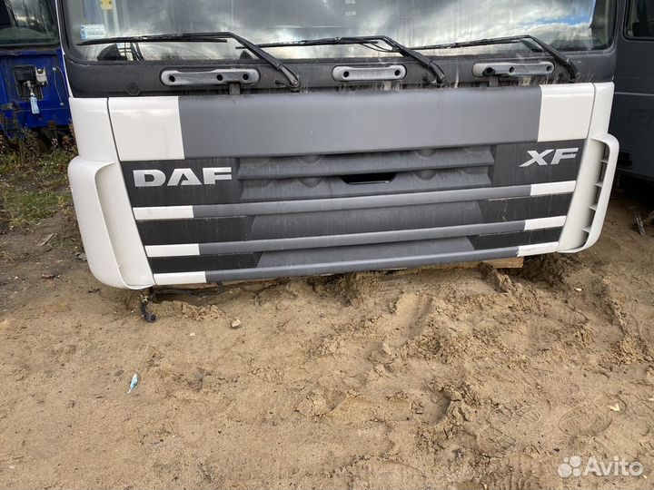 Капот DAF XF105 в сборе цвет серый белый с европей