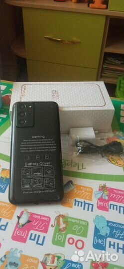 Смартфон новый