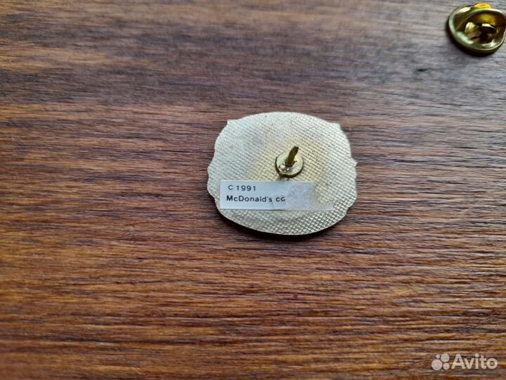 Значок Макдональдс 1991 год