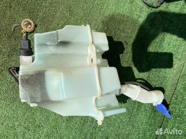 Бачок стеклоомывателя Volvo S60 RS