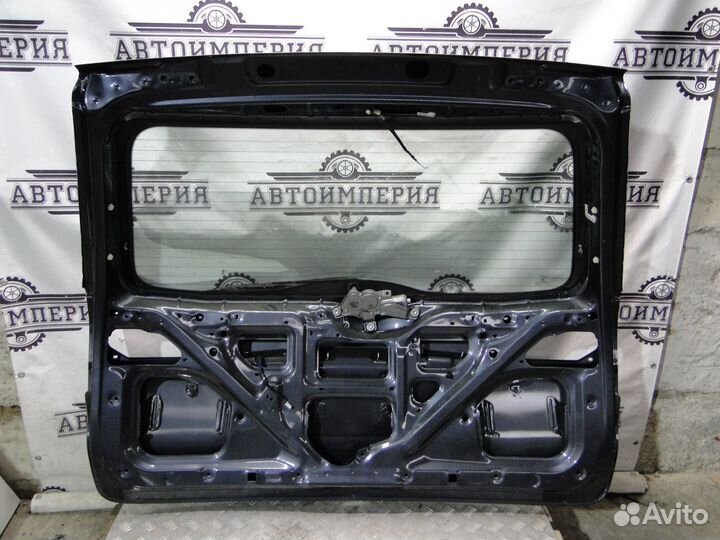Крышка багажника Toyota Sienna 2 2005 3.3