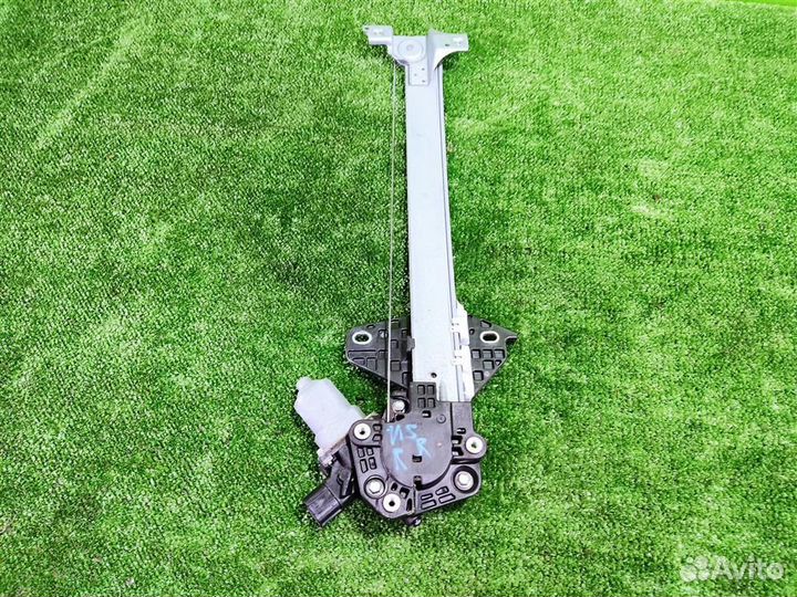 Стеклоподъемник задний правый Honda Civic 4D (FD)