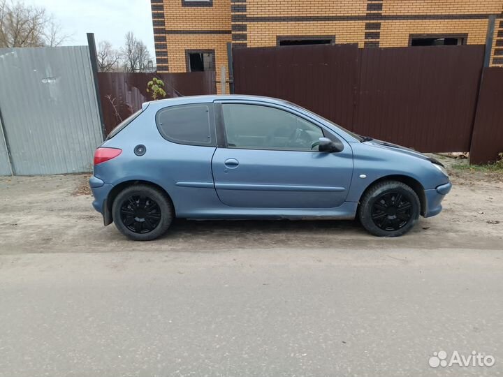 Peugeot 206 1.4 МТ, 2001, 270 874 км