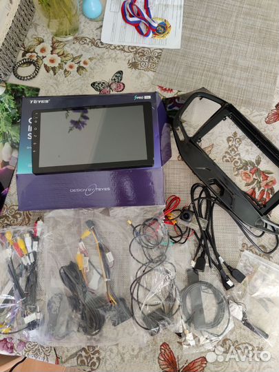 Автомагнитола Teyes spro+ 4/64 для Лада Веста