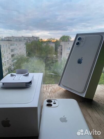 iPhone 11, 128 ГБ