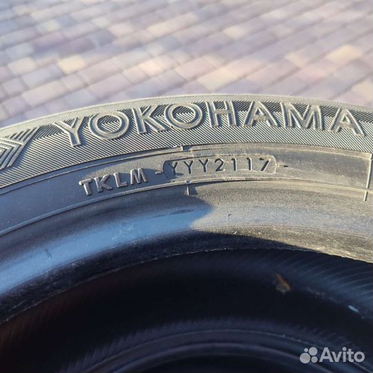 Yokohama BluEarth E70 215/55 R17 200K