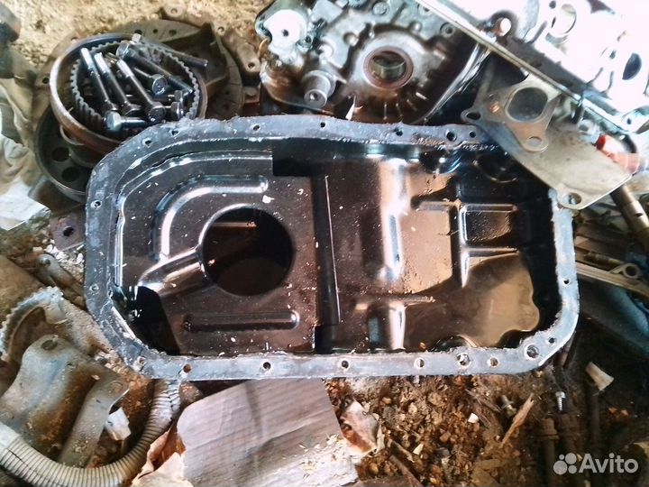 Поддон двигателя Митсубиси Лансер 9 1,6