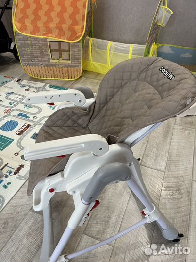 Стульчик для кормления babyton