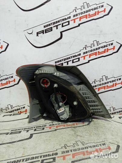 Фонарь toyota vitz KSP90 NCP91 NCP95 SCP90 52187 п