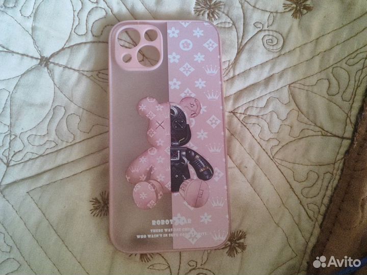 Чехол на iPhone 13