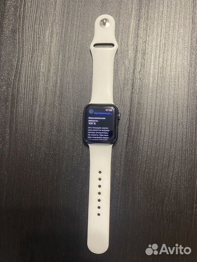 Часы Apple watch se 40 mm