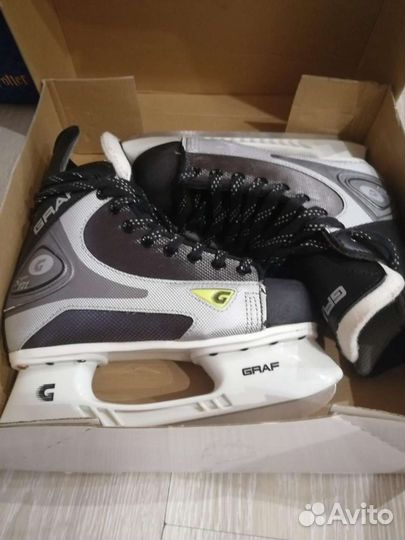 Коньки хоккейные