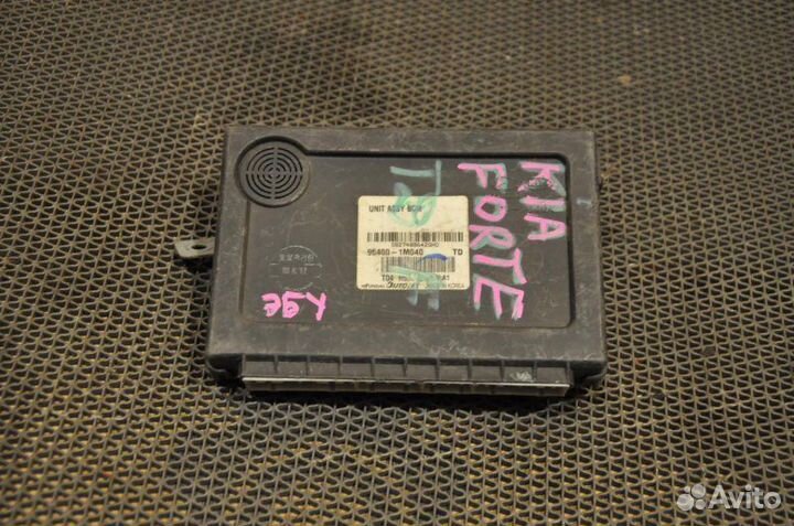 Блок управления дверьми Kia Forte TD