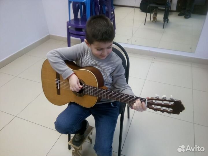 Уроки гитары, выезд на дом, онлайн
