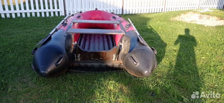 Лодка Хантер про