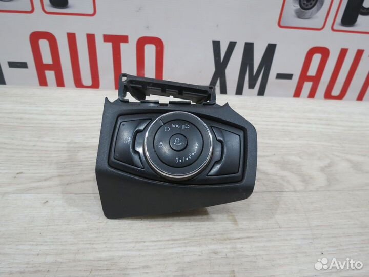 Блок управления светом Ford Focus 3