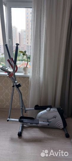 Эллиптический тренажер HouseFit