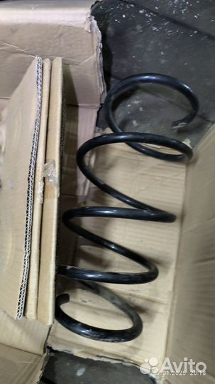 Пружина Prius Alpha