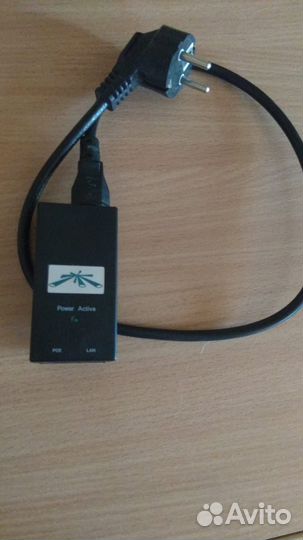PoE-инжектор Ubiquiti POE-24-24W