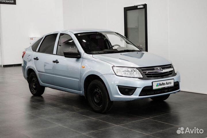 LADA Granta 1.6 МТ, 2015, 54 798 км