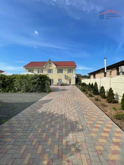 Дом 280 м² на участке 15 сот.