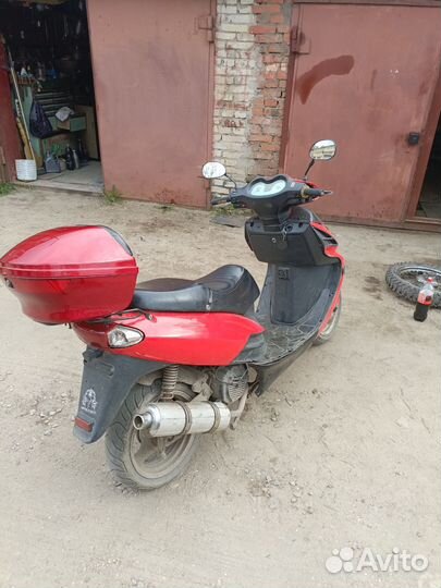 Скутер 150 кубов