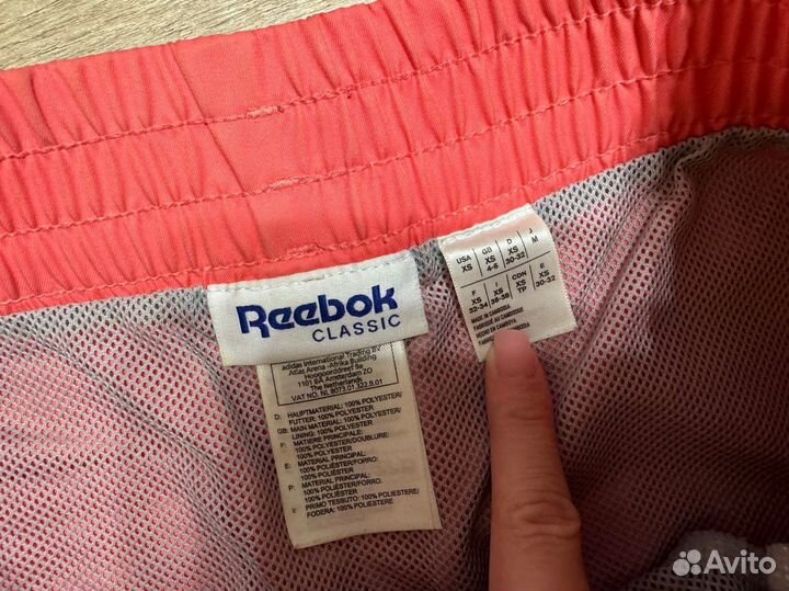 Спортивные шорты reebok женские