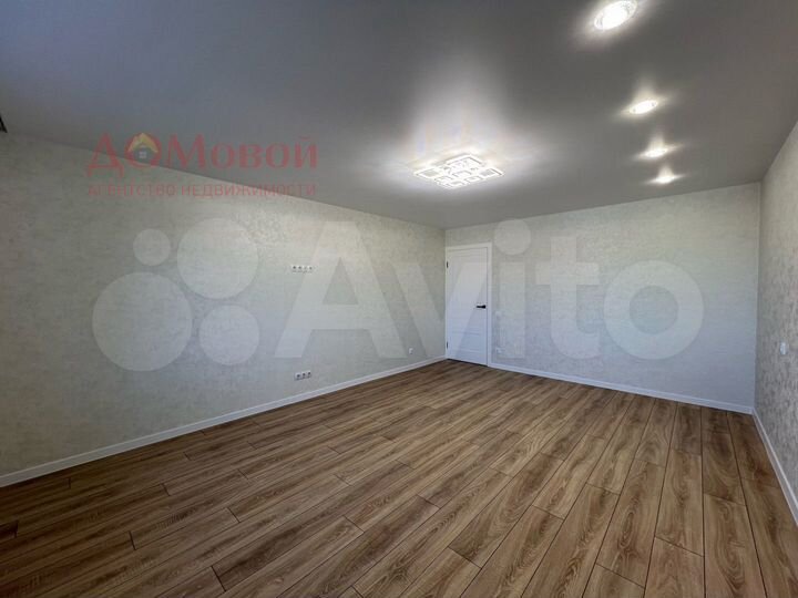 2-к. квартира, 75 м², 3/10 эт.