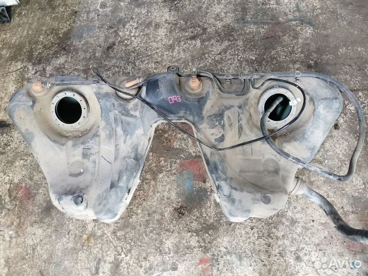 Бак топливный с горловиной (BMW 5)