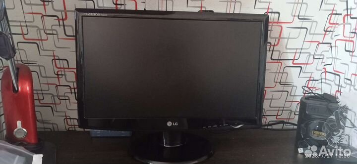 Монитор LG 20 дюймов