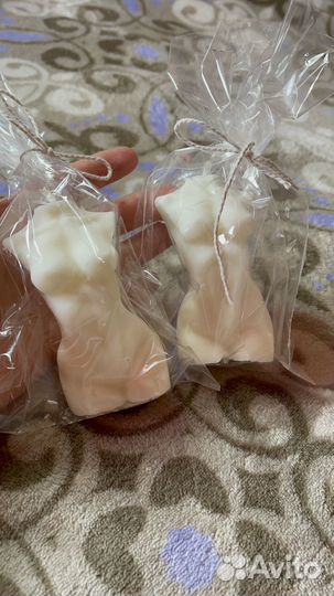 Свеча в форме женского тела