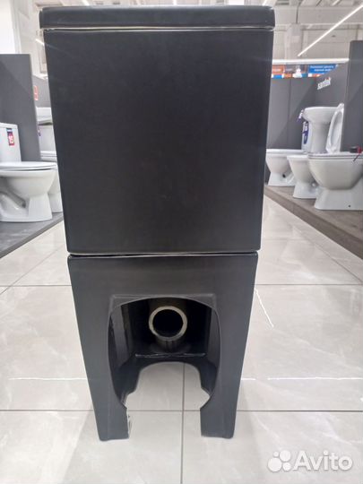 Унитаз чёрный напольный