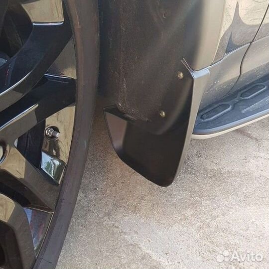 Брызговики Land Rover Discovery 5 2017-нв 