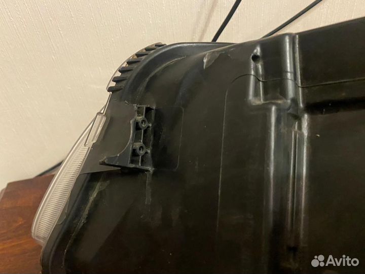 Фара правая передняя Audi A6 (C6.4F)