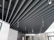 Потолок реечный кубообразный 30х100 графит шаг 100
