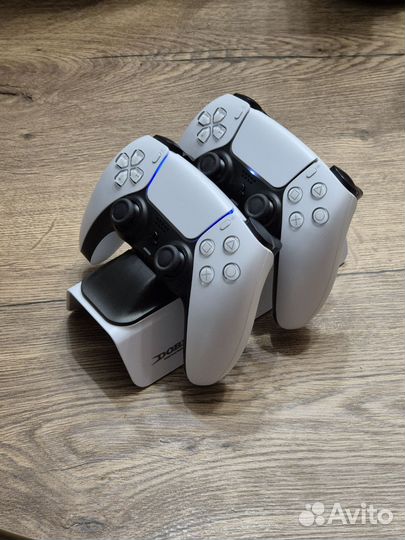 Станция для зарядки DualSense