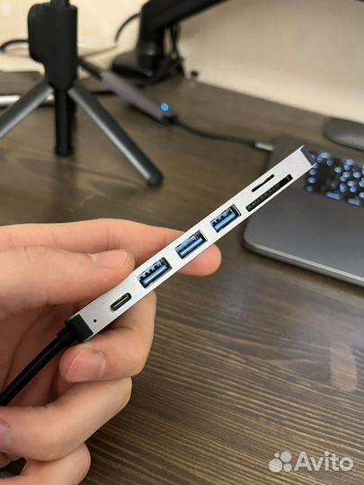 Usb type c hub