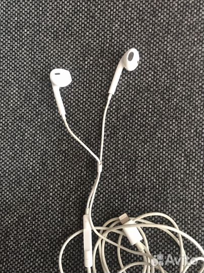 Наушники apple earpods левый не работает
