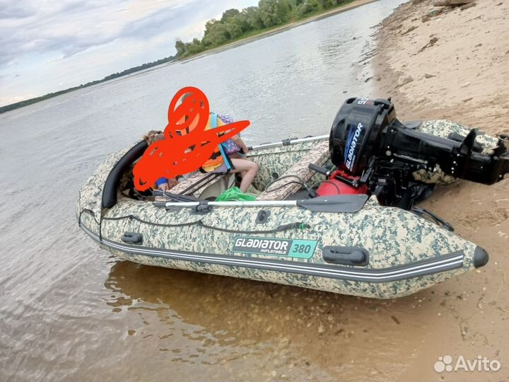 Продам пвх лодку