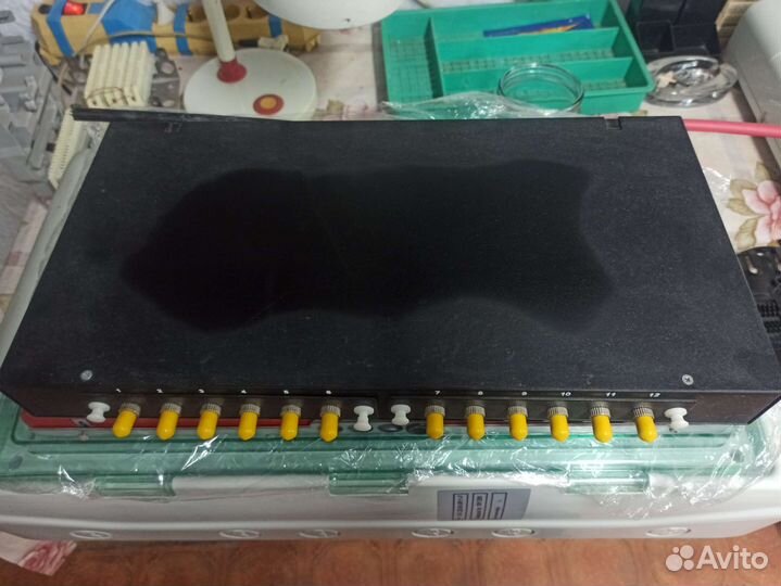 Оптический стоечный кросс